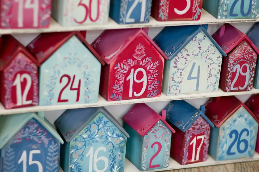 Calendarul de Advent pentru pisici: Distracție pe rețelele sociale sau bani aruncați?